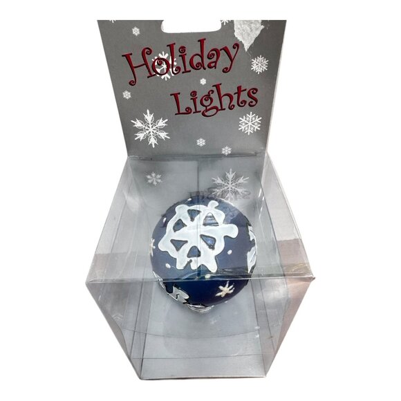 Snowflake Blue & White Holiday Lights Bulb In Original Box E26 Base Vintage NOS - Picture 4 of 4